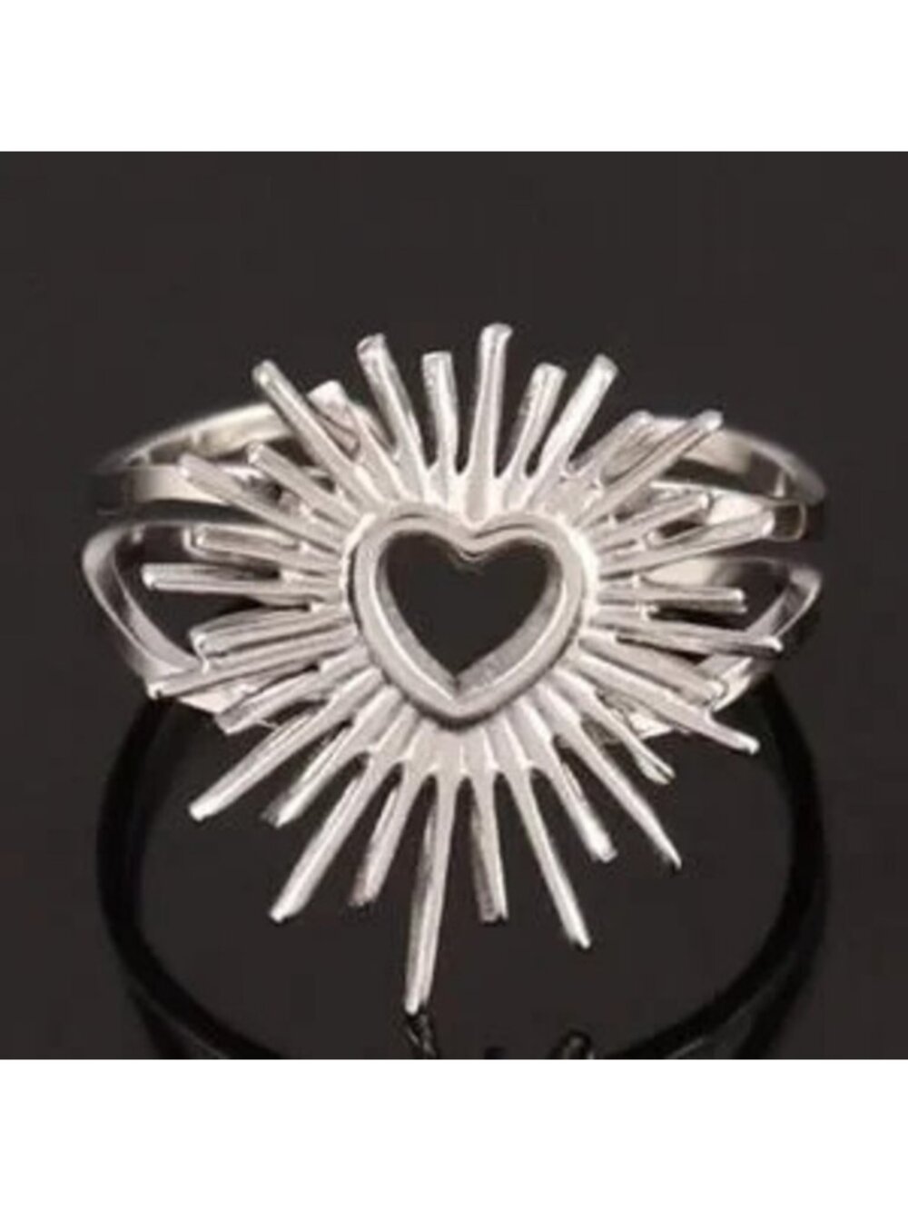 18K Gold Plated Stainless Steel Heart Burst Adjustable Ring - Picture 4 of 5